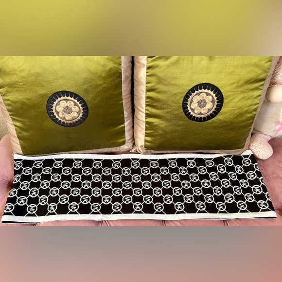 MICHAEL KORS infinity scarf - Picture 4 of 6